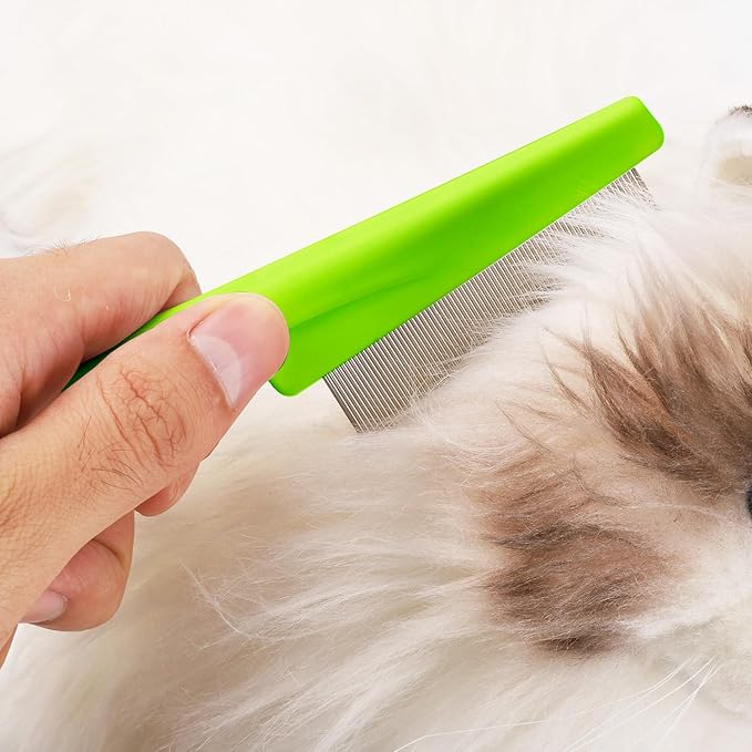 2 in 1 Multifunctional Pet Grooming Comb - Flea and Tear Stain Removal for Dogs and Cats, Dehairing for Face and Paws (Green)