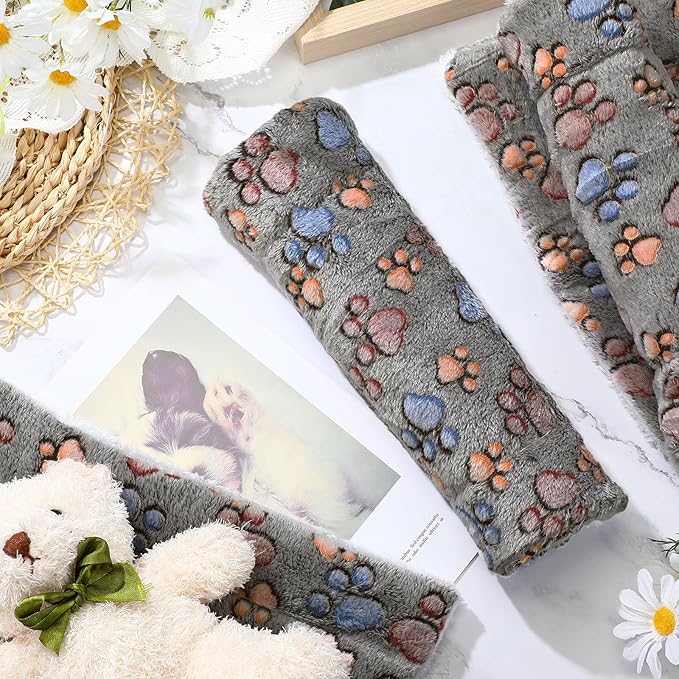 4 Pack Ultra Soft Dog Cat Bed Mat with Cute Prints Reversible Fleece Dog Crate Kennel Pad Cozy Washable Thickened Hamster Guinea Pig Pet Bed Mat for Small Animals(21 x 14 Inches,Gray)