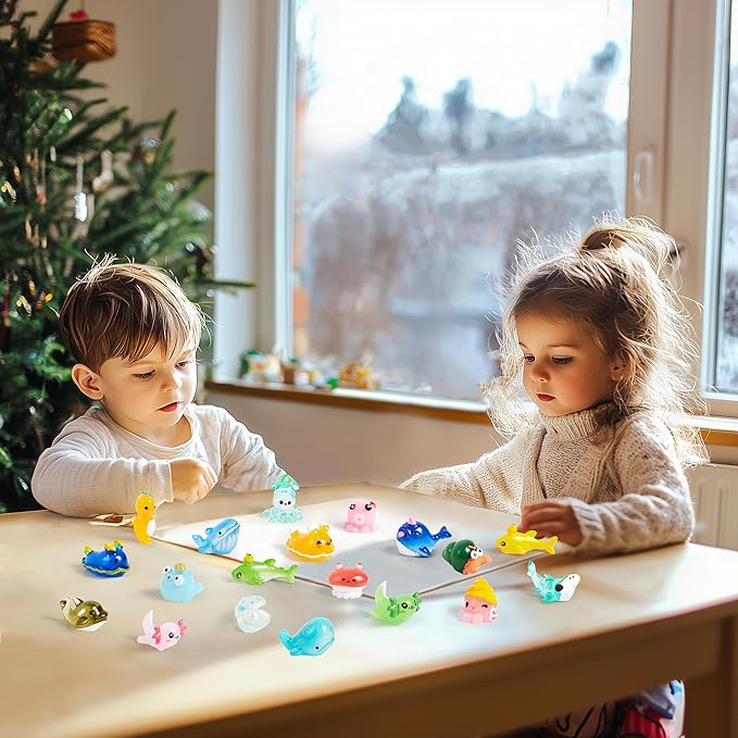 JOYIN 50 Pcs Mini Ocean Resin Animals Figures, Mini Sea Animals Figurines for Aquarium Ornaments Decorations, Cute Garden Accessories, Slime Charms for Crafts, DIY Miniature Scenes