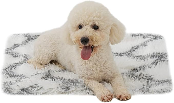 PJYuCien Fluffy Fleece Calming Pet Throw Blanket, Super Soft and Warm for Indoor Cats and Dogs, Small 16 * 24", Machine Washable, Grey Diamond Pattern, White Puppy Blanket