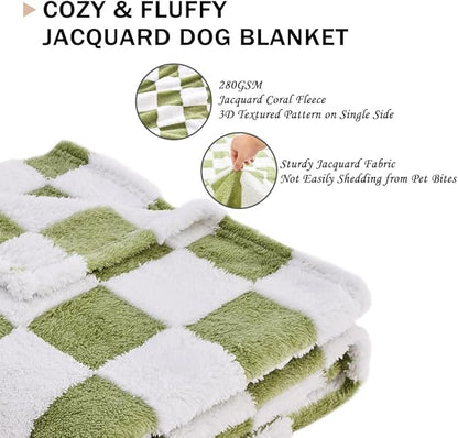 Qeils Jacquard Dog Blankets for Large Dogs, Cozy Calming Pet Blanket Washable for Couch Protection, 280GSM Coral Fleece Plush Fluffy Throw Blanket, Sage Green Checkered, 50x60IN