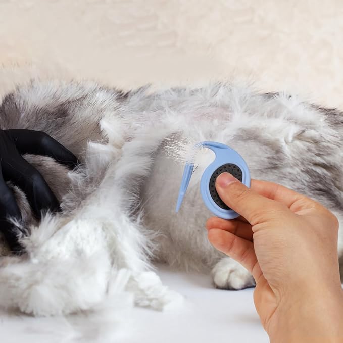 2pcs Knotting Comb for Cats, Dog Shedding Brush Dematting Comb Hair Removal Tool for Knotted & Loose Hair Grooming Accessories for Pet Kitten Puppy (Blue)