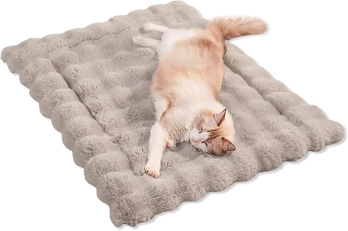 Dog Beds Mats Cat Bed Mat Plush Faux Fur Puppy Pad with Anti-Skid Bottom Cozy Kitten Bed for Carriers/Floor Dog Friendly 27 x 20 Inch Large Coffee