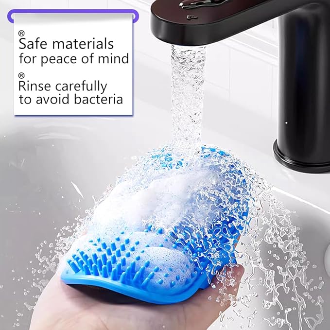 Rubber Pet Bath Brush, Palm-Sized Pet Brush, Pet Hair Removal Tool, Dog Brush, Cat Brush, Soft Elastic Pet Brush Will NOT Hurt Pets, 2 Piece (Red/Blue)