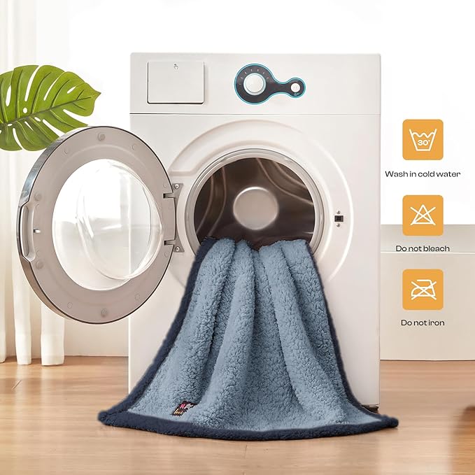 Luciphia Waterproof Pet Blanket for Medium Large Dogs Soft Cat Sherpa Calming Thick Cover Leakproof Cozy Puppy Sofa Bed Car Couch Protector(Blue/Navy,30x20 inches)
