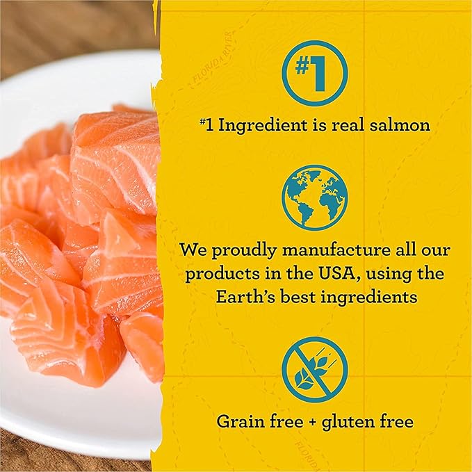 (4 Pack) Zuke Puppy Naturals Training Dog Treats Crafted in The USA, Salmon and Lamb 5oz with 10ct Pet Wipes 5 Piece Set