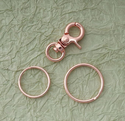 5 Pcs Dog Tag Clips with 5 Pcs 3/4 Inch Keychain 5 Pcs 1 Inch Keychain MultiPurpose Metal Dog Tag Rings for Pet Kitten Cat Collars ID Holder Harnesses (Rose Gold)