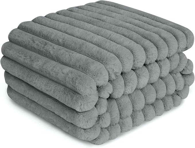 Waterproof Dog Blanket, Luxury Plush Washable Large Dogs Blankets for Couch Protection, Super Soft Calmingm Pet Blanket for Indoors (Grey, 40"x50")
