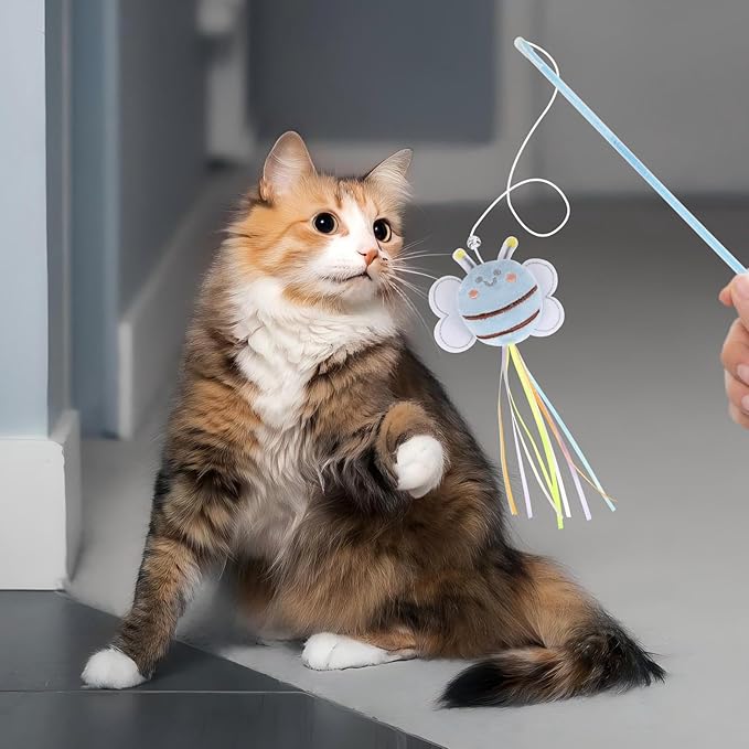 NOWFRESH Cat Wand Toy Set, 2 PCS Interactive Cat Teaser Wands with Cute Octopus & Lion Designs, Equipped with Bells and Streamers to Captivate Your Cat’s Attention