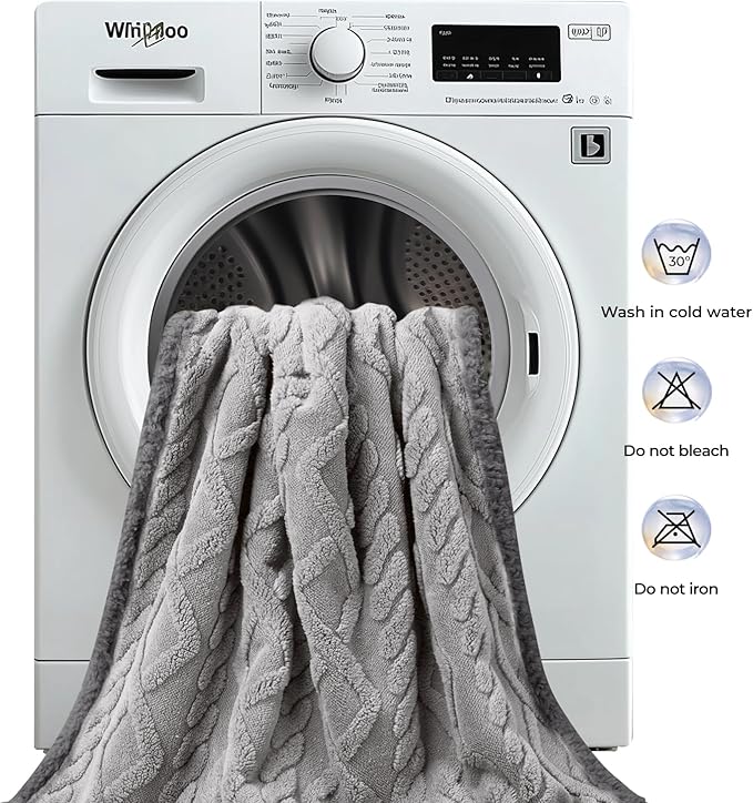 Waterproof Pet Blanket, Liquid Pee Proof Dog Blankets for Sofa Bed Couch, Reversible Sherpa Fleece Furniture Protector Cover for Small Medium Large Dogs Cats,Light Grey Mediumï¼57" x 40"ï¼