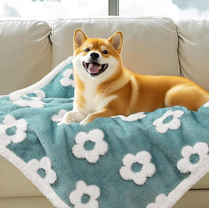 Luciphia Waterproof Dog Cat Blanket Fluffy Thick Fleece Pet Blanket,Washable Double Sided Sherpa Calming Blankets Flower Print Blankets for Medium Large Dogs Cats(Blue,40x28 inches)