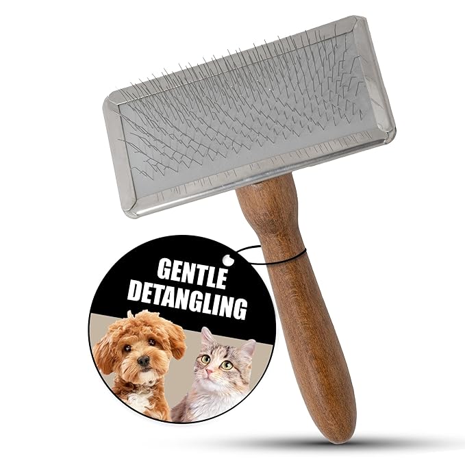 TAURO PRO LINE Wooden Dog Brush for Shedding Long and Short Hair, Wooden Soft Slicker for Grooming Haired Dogs and Cats, Metal Teeth And Sleek Design, 5,31 x 4,72 inch, L, Brown