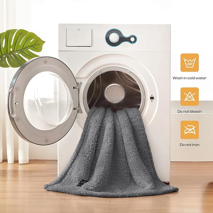 Luciphia Waterproof Pet Blanket for Medium Large Dogs Soft Cat Sherpa Calming Thick Cover Leakproof Cozy Puppy Sofa Bed Car Couch Protector(Grey,30x20 inches)