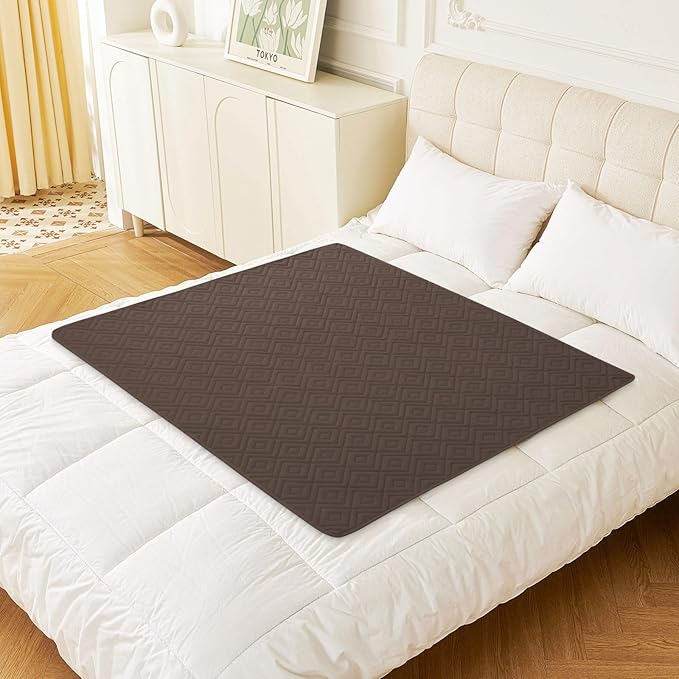 hyha Waterproof Dog Blanket, Soft Pet Bed Blankets, Waterproof Sofa Couch Cover for Dogs Washable, Reversible Pet Couch Covers for Sofa Furniture (40x50 Inch, Chocolate/Dark Grey)