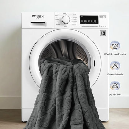 Luciphia Small Dog Blanket Washable Pet Bed Cover Soft Fluffy Puppy Blanket with Premium Fleece Cozy Calming Cat Blankets for Indoor Cats Grey 41x31 inch