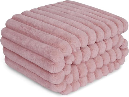 Waterproof Dog Blanket for Small Dogs, Luxury Plush Washable Cats Blankets for Couch Protection, Super Soft Calming Pet Blanket for Indoors (Pink, 25"x35")