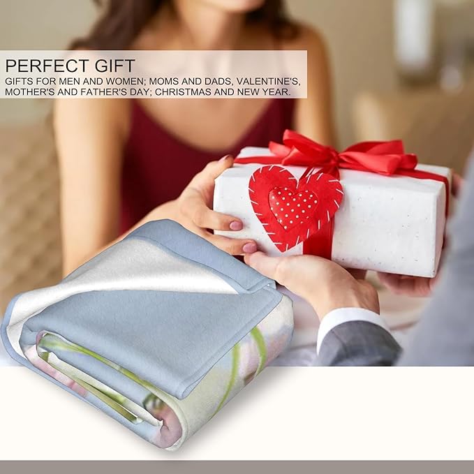 Stacked Cats Blanket Soft Cozy Flannel Throw Blanket, Warm Yet Lightweight Cute Cartoon Kittens Blankets for Travel, Couch, Bed, for Adults Kids Women Girls, Fuzzy Outdoor Comfort Wrap 50"×40"