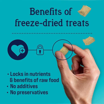 Stewart Freeze Dried Dog Treats, Chicken & Vegetable, Immunity Treats, Vitamin E, Grain Free, 4 Ounce Resealable Pouch, Made in USA