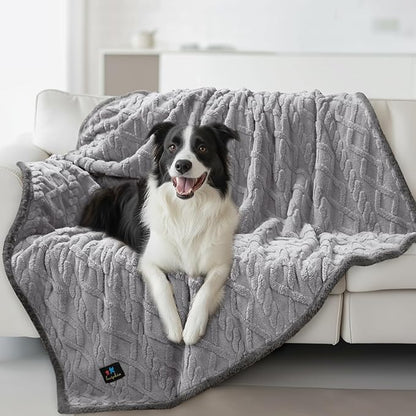 Waterproof Pet Blanket, Liquid Pee Proof Dog Blankets for Sofa Bed Couch, Reversible Sherpa Fleece Furniture Protector Cover for Small Medium Large Dogs Cats,Light Grey Largeï¼65" x 57"ï¼