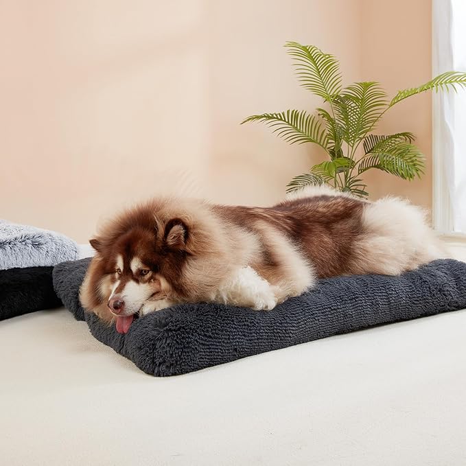 EHEYCIGA Fluffy XXL Dog Crate Pad, Plush Faux Fur Dog Bed for Extra Large Dogs, Calming Anti Anxiety XXL Dog Bed for Crate, Washable Soft Warm Dog Crate Mat with Non-Slip Bottom, Dark Grey