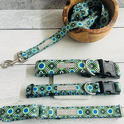 Lucky Love Dog Collar, Stripes Pattern Dog Collar for Tiny Dogs, Comfortable & Soft Dog Collars, Leo, XS