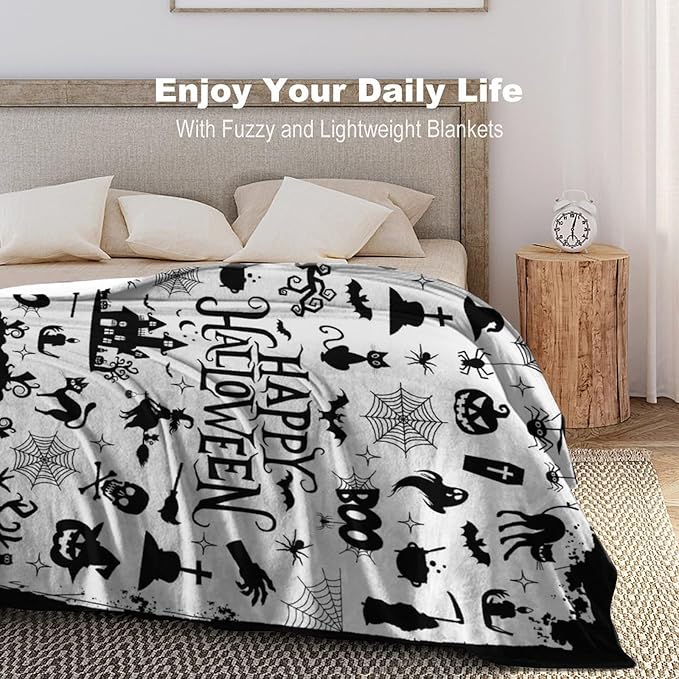 Halloween Blanket Cat Bedding Soft Warmth Flannel Throw Blankets Ghost Bat Pumpkin Blanket Gifts for Sofa Bed Couch Chair All Seasons 60"x50"