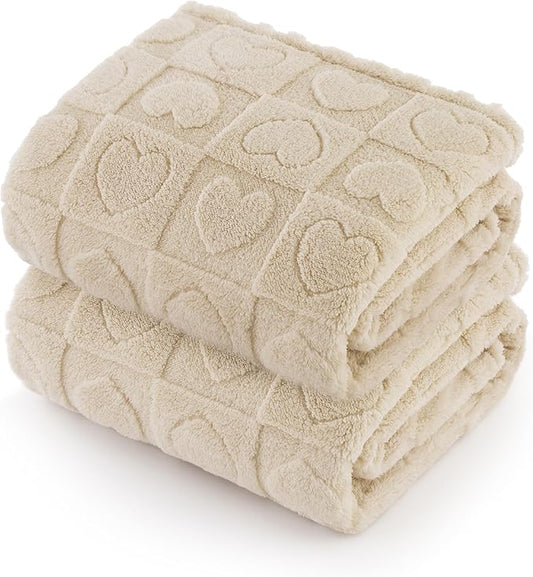 Bedsure 1 Pack 2 Dog Blankets for Small Dogs - 2pcs Washable Soft Fluffy Puppy Blanket with Premium 300GSM Coral Fleece, Cozy Cat Blankets for Indoor Cats, Fuzzy Pet Blanket for Kitten Doggy, White