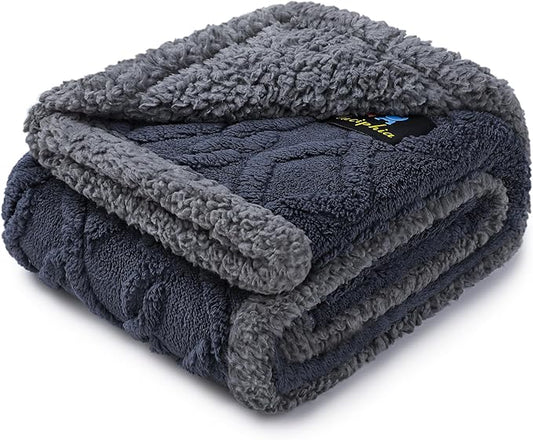 Waterproof Pet Blanket, Liquid Pee Proof Dog Blankets for Sofa Bed Couch, Reversible Sherpa Fleece Furniture Protector Cover for Small Medium Large Dogs Cats,Dark Grey Mediumï¼57" x 40"ï¼
