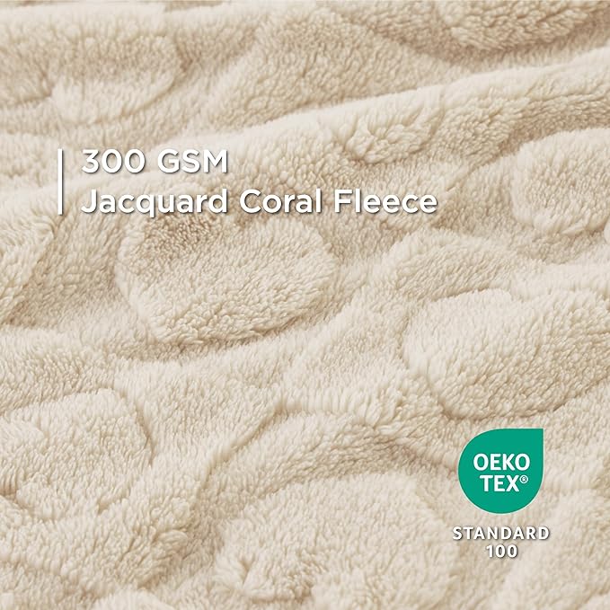 Bedsure Dog Blankets for Medium Dogs Washable - Fluffy Fuzzy Puppy Cat Blanket with Premium 300GSM Coral Fleece Soft for Pet Kitten Doggy, White, 30x40IN