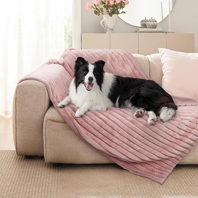 Waterproof Dog Blanket for Small Dogs, Luxury Plush Washable Cats Blankets for Couch Protection, Super Soft Calming Pet Blanket for Indoors (Pink, 25"x35")