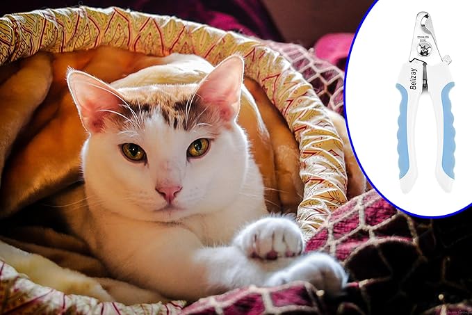 Belizay Dog & Cat Professional Pets Nail Clippers and Trimmers with Poop Bag Rolls Set, Cat and Dog Nail Clippers for Small Dogs with Safety Guard to Avoid Over Cutting. Small Size