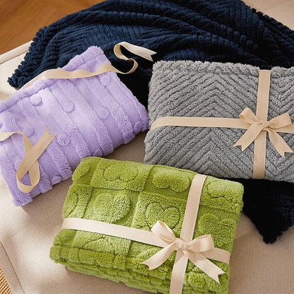 Bedsure Dog Blanket for Medium Dogs Washable - Soft Fluffy Puppy Blanket with Premium 300GSM Coral Fleece, Cozy Calming Cat Blankets for Indoor Cats, Fuzzy Pet Blanket for Kitten Doggy, Green