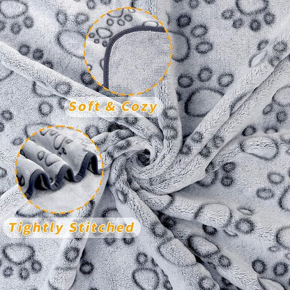LOKOZ Small Dog Blanket for Small Medium Dogs Fleece Puppy Blanket Washable Dog Blankets for Bed Couch Protection with Cute Paw Print Pet Puppy Cat Blanket