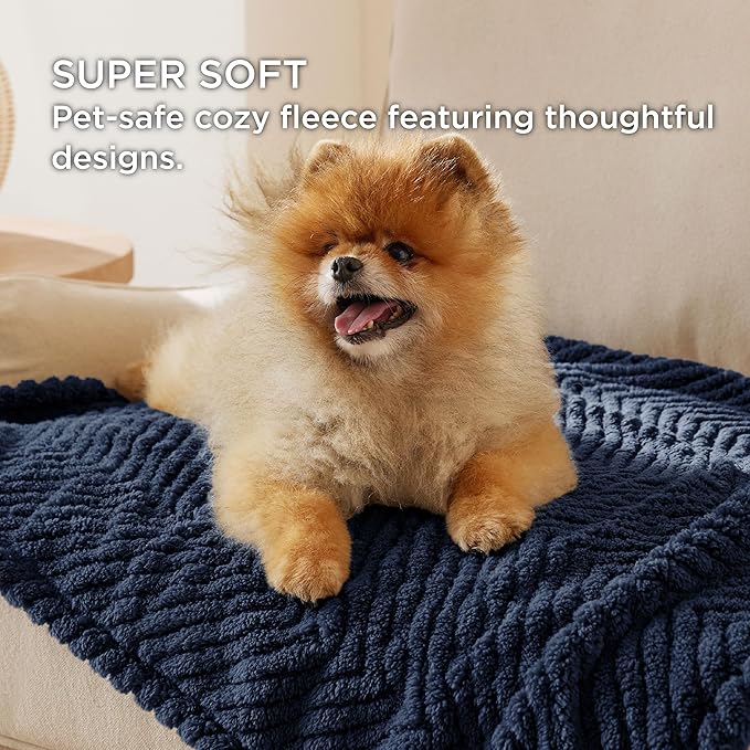 Bedsure 1 Pack 2 Dog Blankets for Small Dogs - 2pcs Washable Soft Fluffy Puppy Blanket with Premium 300GSM Coral Fleece, Cozy Cat Blankets for Indoor Cats, Fuzzy Pet Blanket for Kitten Doggy, Navy